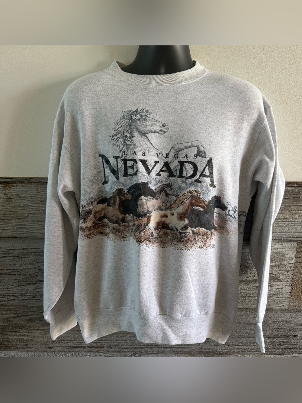 Vintage Las Vegas Nevada Wild Horses Crewneck Sweatshirt USA Large Western (Q1)